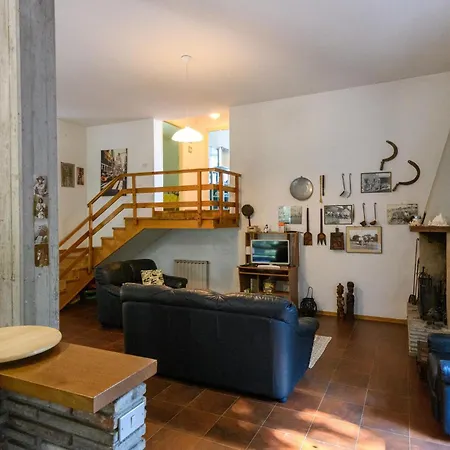 Stunning In With Wifi Holiday home